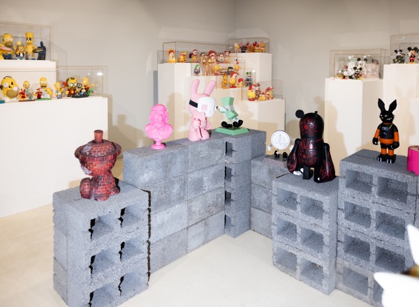 Выставка «Super Toys. Искусство внутри» Выставка «Super Toys. Искусство внутри»