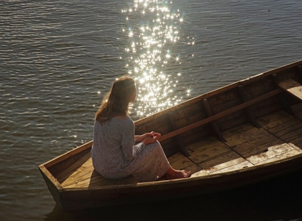 Совместная выставка Дарьи Клементьевой и Анны Кириллиной «Глубоко»