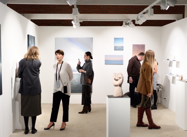 Пятый выпуск ярмарки современного искусства |catalog|