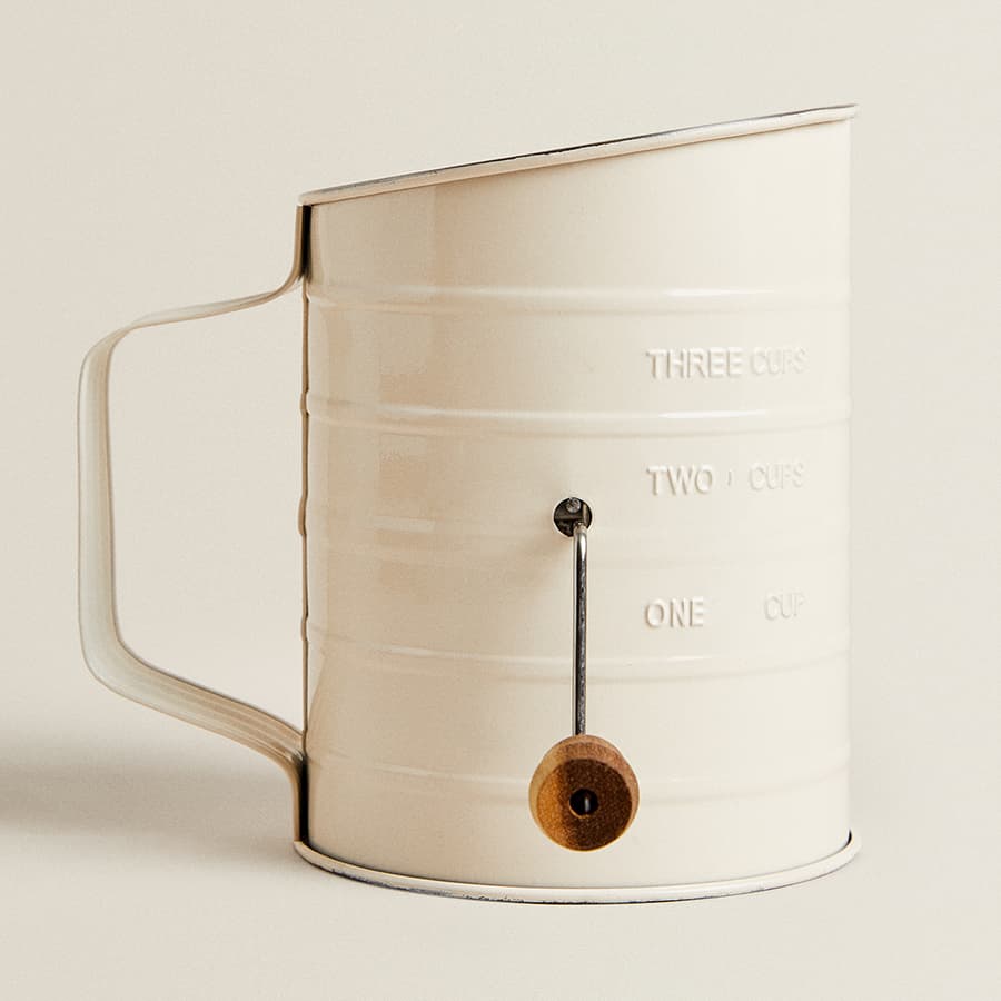 Сито из стали и дерева