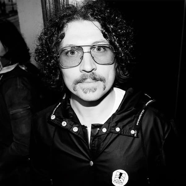 Денис Бобков, автор проекта Black Swan Pub & Shop