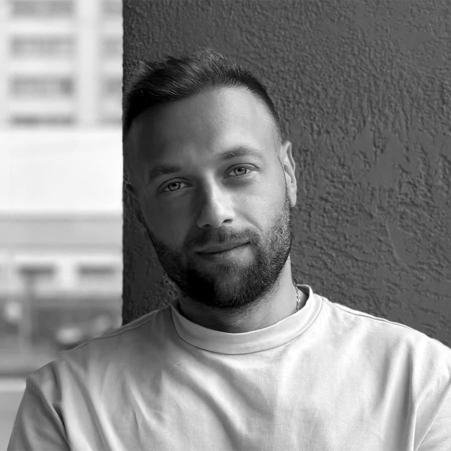 Дмитрий Макеенко