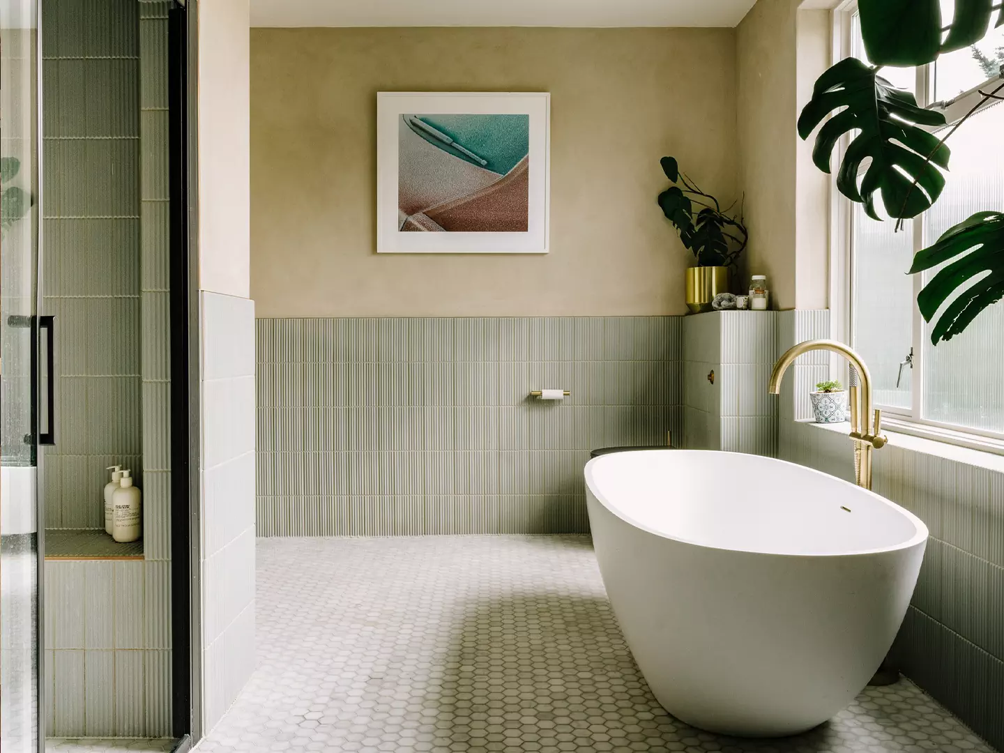 Наполненный природными фактурами интерьер дома в пригороде Лондона — проект студии The Mint List