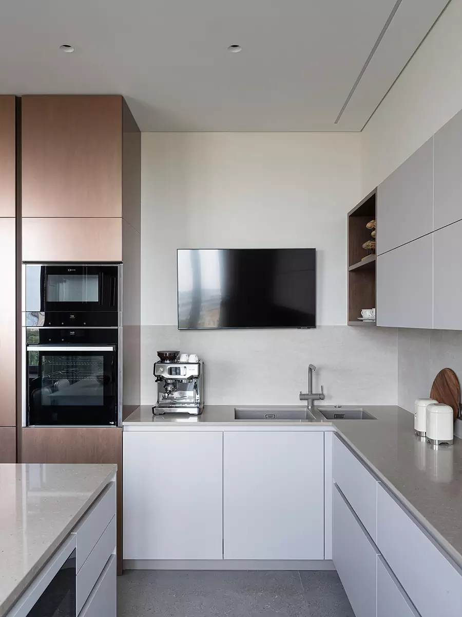 Гармоничный микс натуральных фактур в интерьере семейной квартиры — проект студии Goodone design