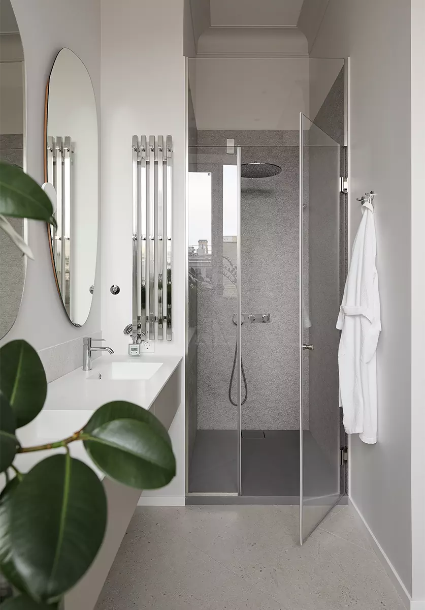 Наполненный светом интерьер мансардной квартиры в историческом доме — проект Аллы Сеничевой