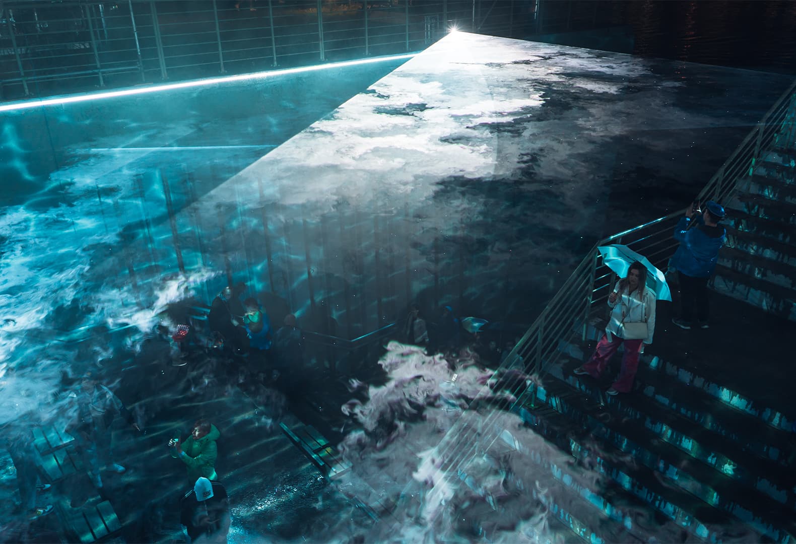 Инсталляция «Погружение» на мысе Стрелка. Студия dreamlaser