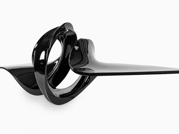 Zaha Hadid Design представили стол, вдохновленный легендарной прической принцессы Леи Zaha Hadid Design представили стол, вдохновленный легендарной прической принцессы Леи