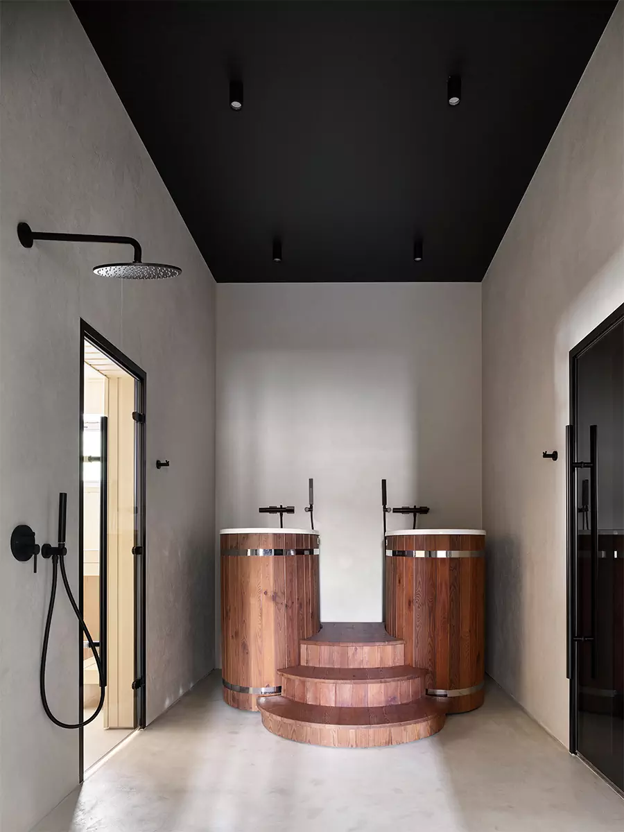 Современный интерьер деревенского дома с искусством и этническим декором — проект Лены Коваленко