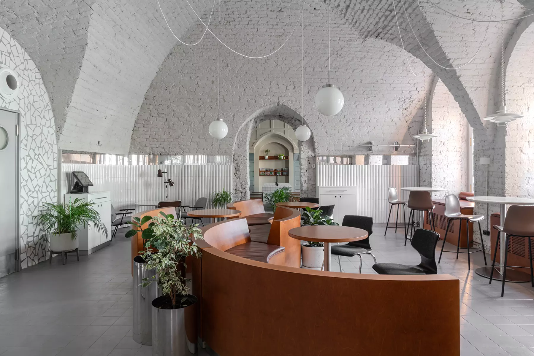 Переосмысление интерьера екатеринбургского кафе – проект дизайн-бюро Zavod11 и Дмитрия Погодина