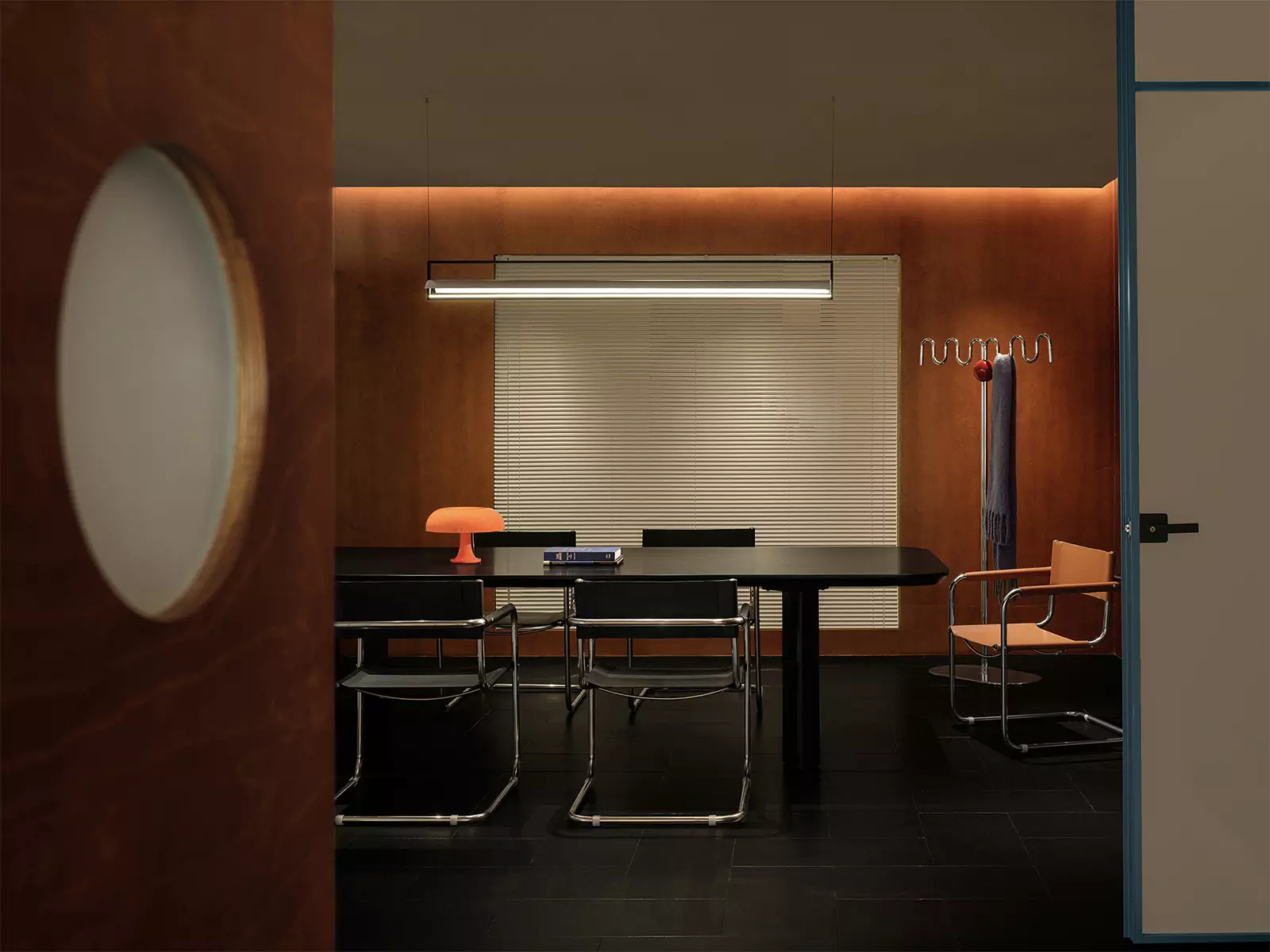 Креативный интерьер офиса китайской дизайн-студии в Куньмине — проект AURORA DESIGN