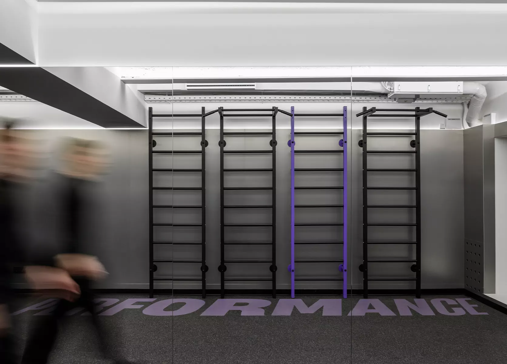 Футуристичный интерьер детского реабилитационного центра в Москве — проект студии KIDZ