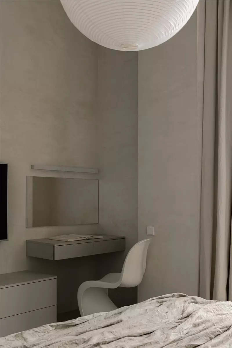 Искусство минимализма и очарование эстетики ваби-саби в минской квартире — проект Влада Кудина