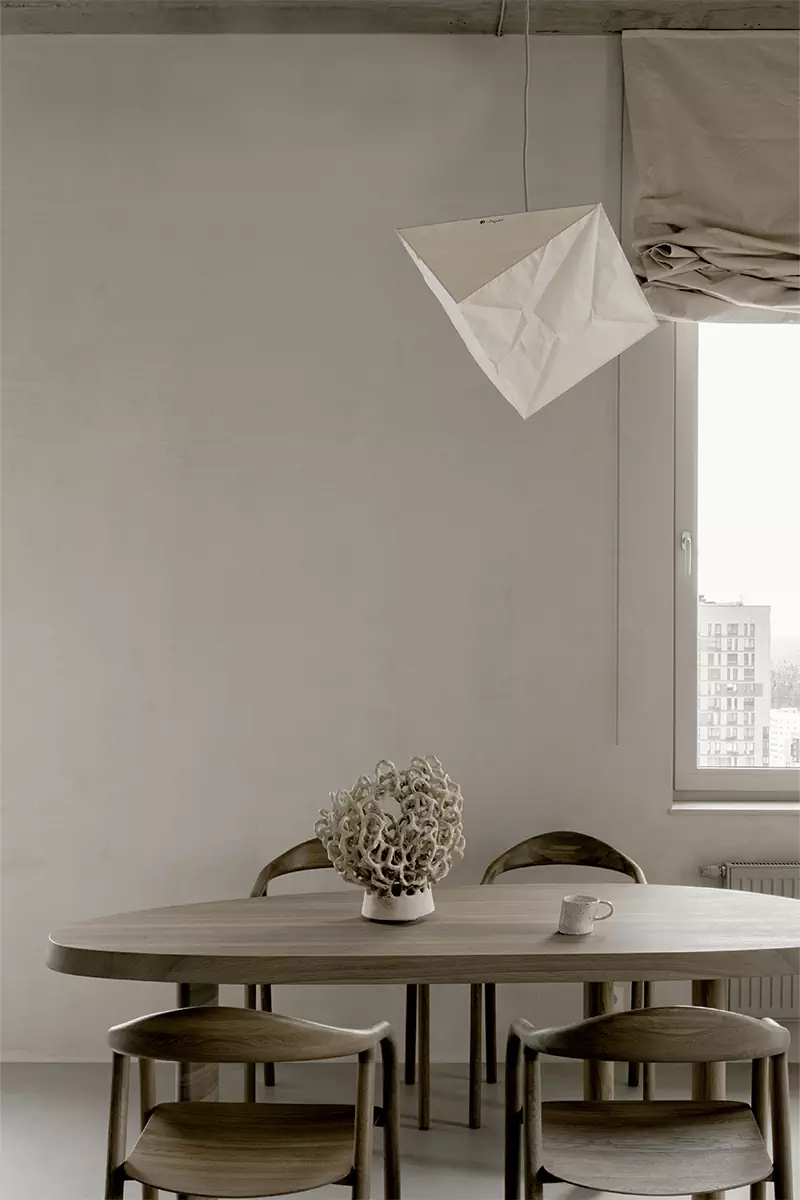 Искусство минимализма и очарование эстетики ваби-саби в минской квартире — проект Влада Кудина