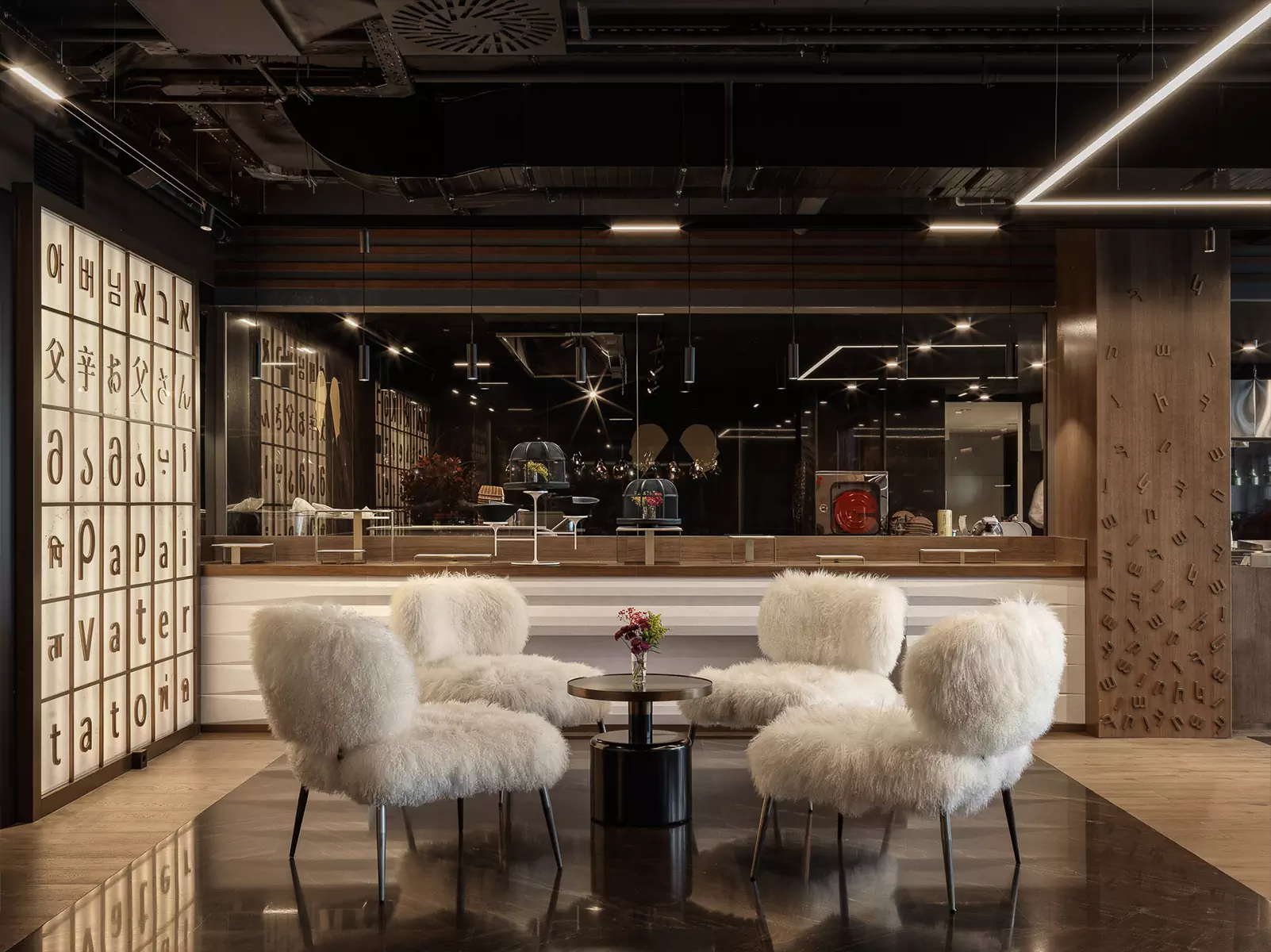 Отсылки к локальной культуре в интерьере премиального ресторана в Ереване — проект Elena Krylova Studio