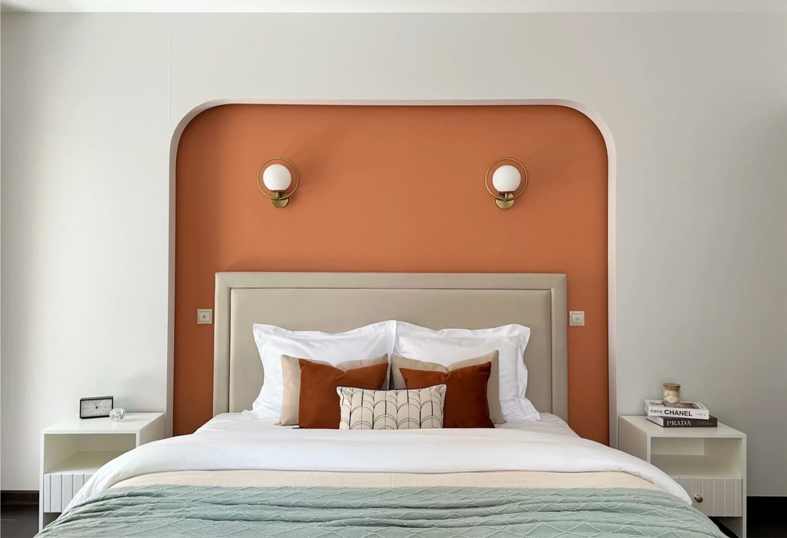 Редизайн и хоумстейджинг квартиры, проект агентства VOZDUH. Фото: VOZDUH