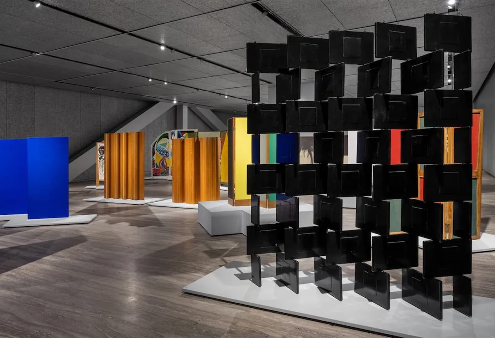 Ширма Brick Screen по дизайну Эйлин Грей. Фото: Delfino Sisto Legnani and Alessandro Saletta – DSL Studio