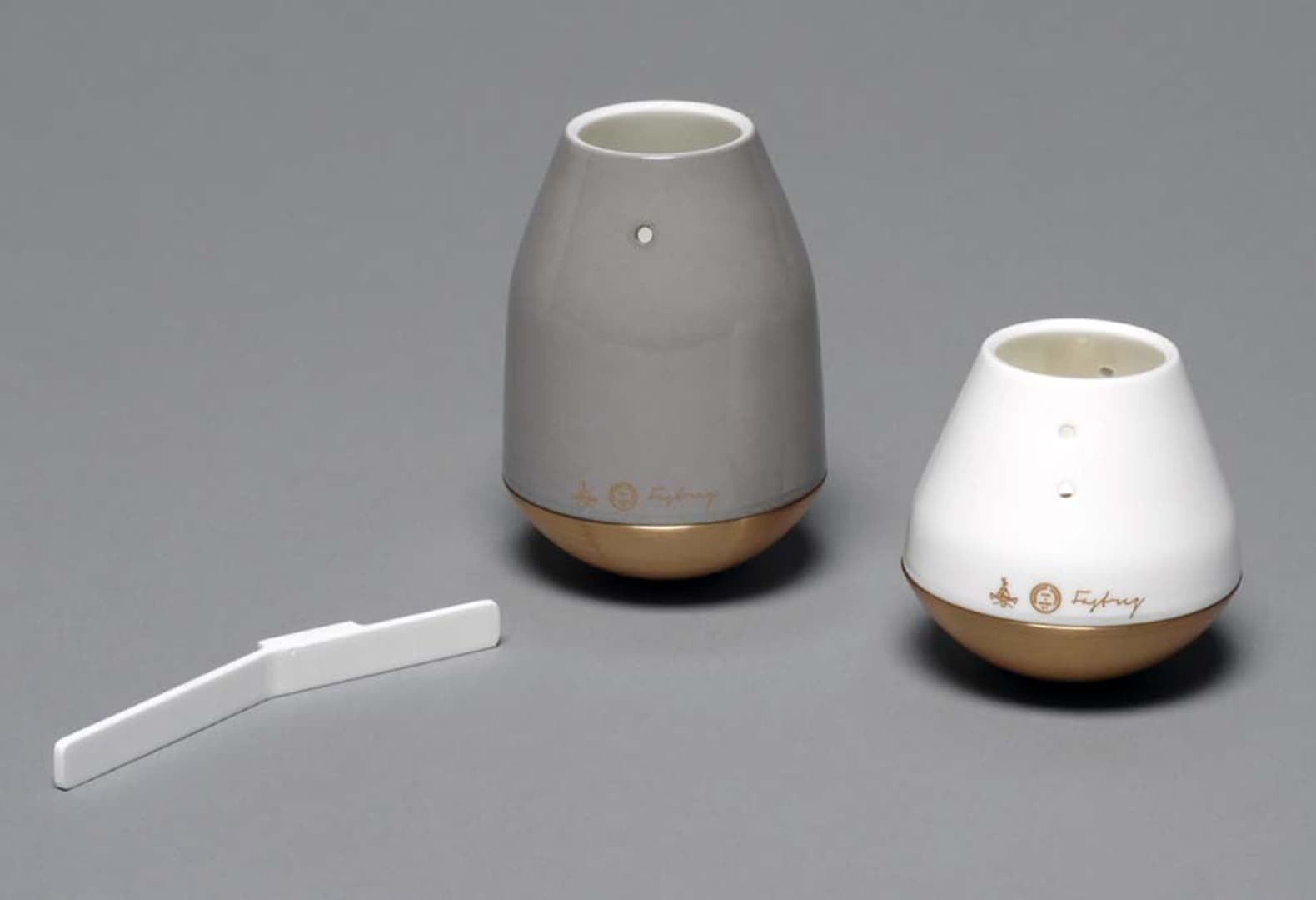 Жан-Батист Фастре: Коллаборация с Севрской фарфоровой мануфактурой. Фото: Sèvres - Manufacture et Musée nationaux