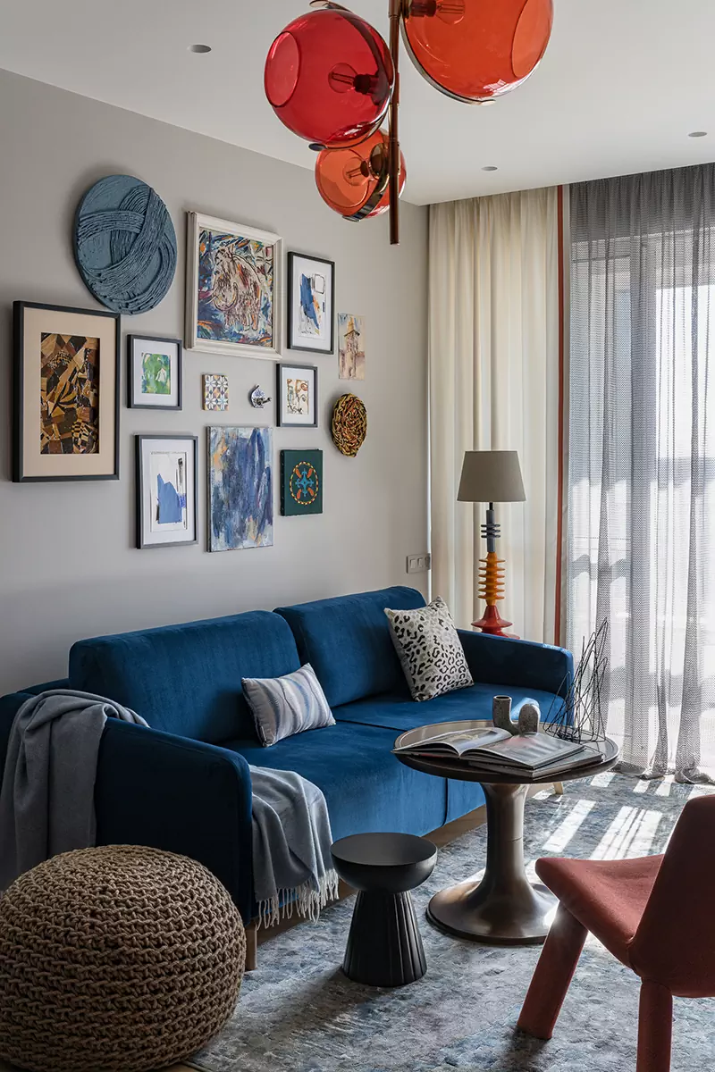 Винтажная мебель и яркие акценты в интерьере квартиры под сдачу в аренду — проект Ольги Коваленко