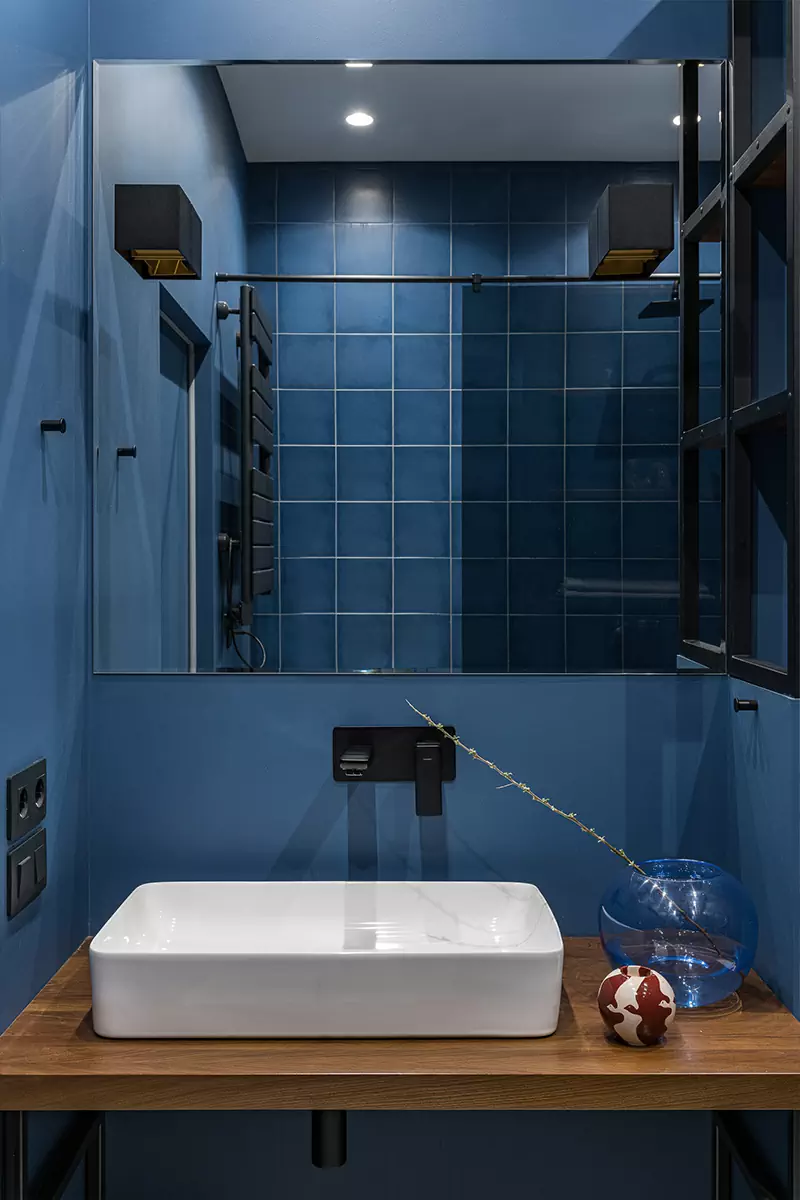 Винтажная мебель и яркие акценты в интерьере квартиры под сдачу в аренду — проект Ольги Коваленко