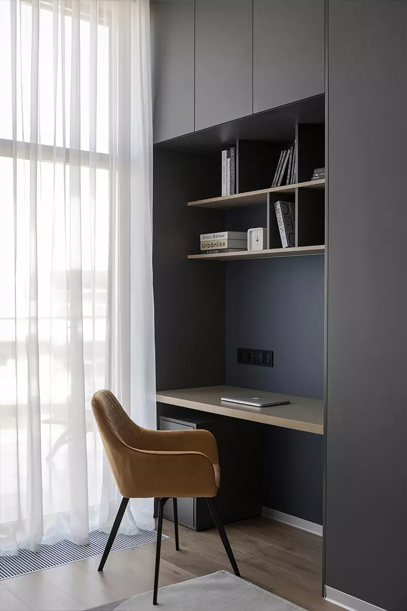 Брутальный, но чувственный интерьер пентхауса с открытой террасой — проект Insight-Studio