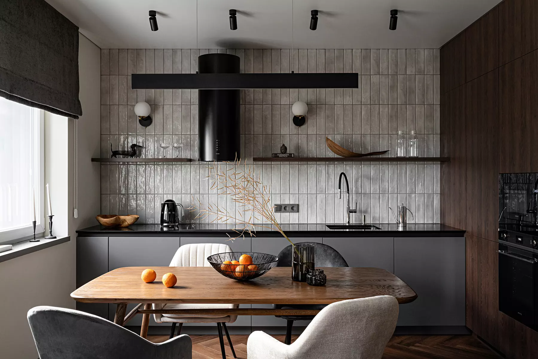 Контрасты и неожиданные решения в интерьере квартиры для молодой пары — проект Артема Шакурова