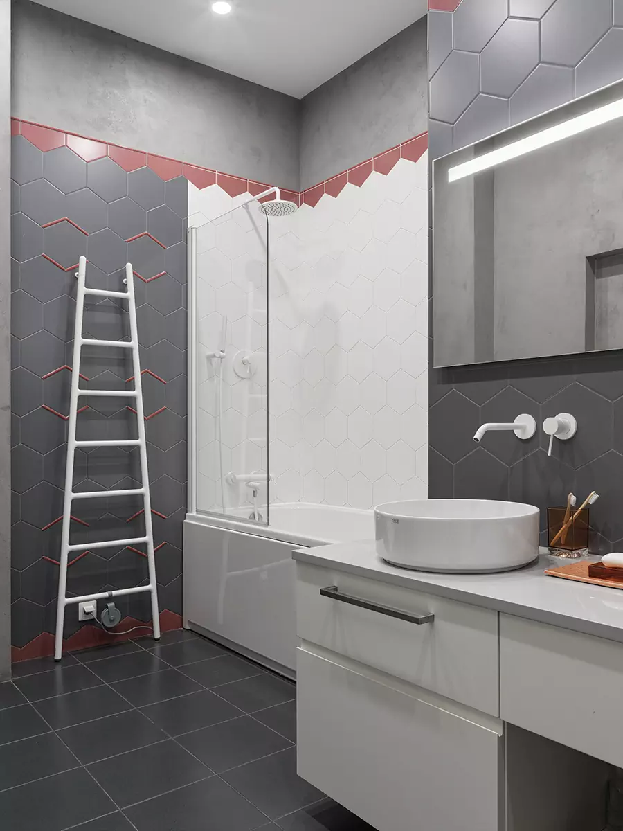 Уютный интерьер квартиры с необычной планировкой и практичными спальнями — проект Ольги Фокиной