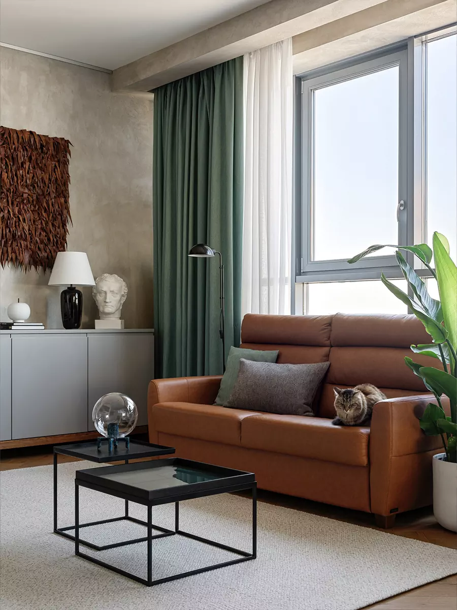 Уютный интерьер квартиры с необычной планировкой и практичными спальнями — проект Ольги Фокиной