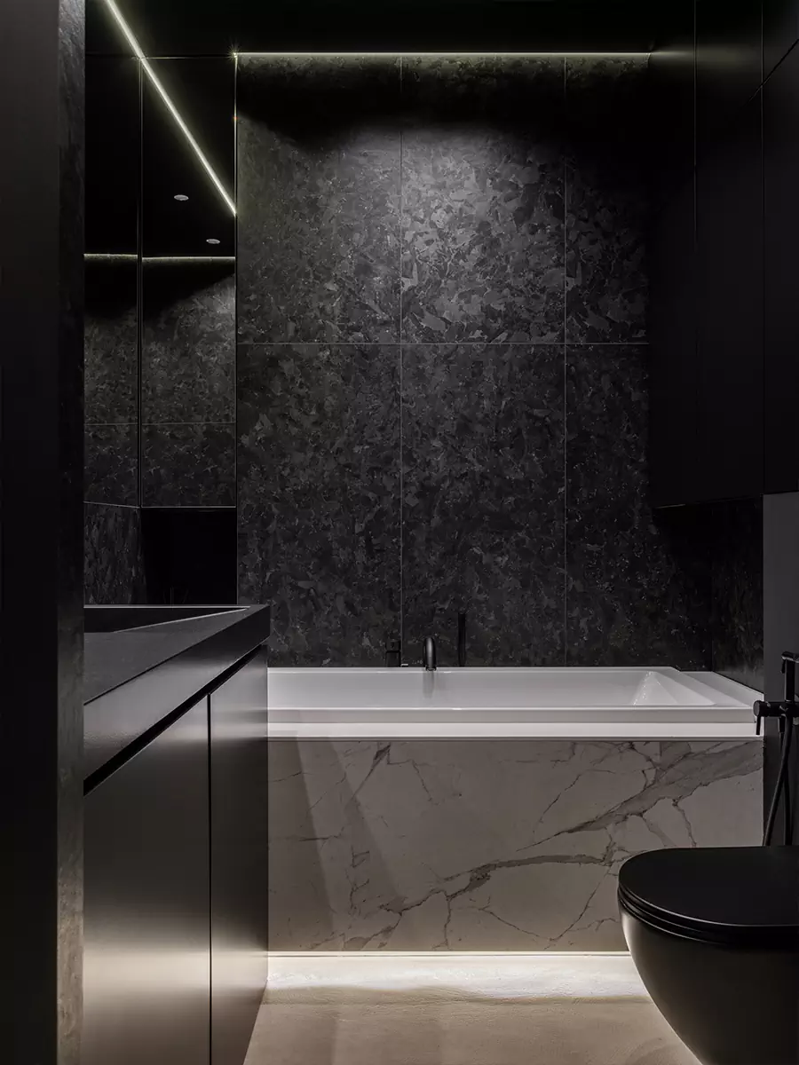 Монохромный интерьер квартиры-студии со строгим зонированием — проект BLOK Studio