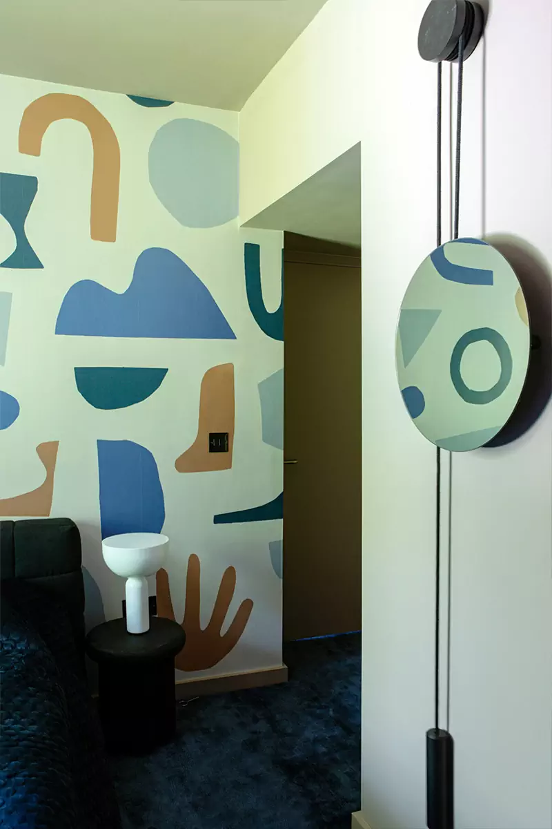 Мрамор, кварцит и красное дерево в интерьере семейного дома в Ирландии — проект Kiosk Architects и Kingston Lafferty Design