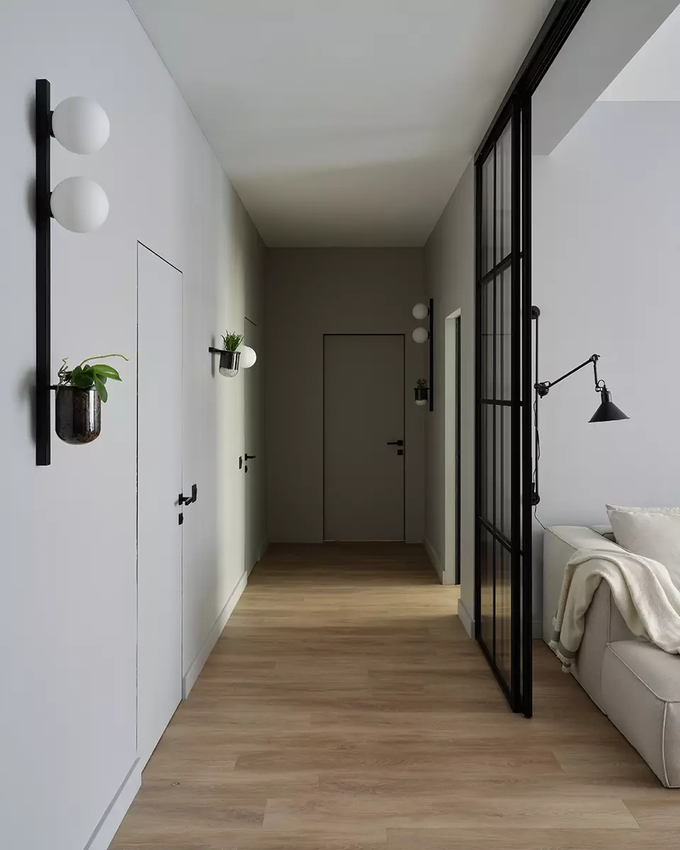 Наполненный теплом интерьер квартиры с уютным текстилем и живыми растениями — проект Дарьи Еникеевой