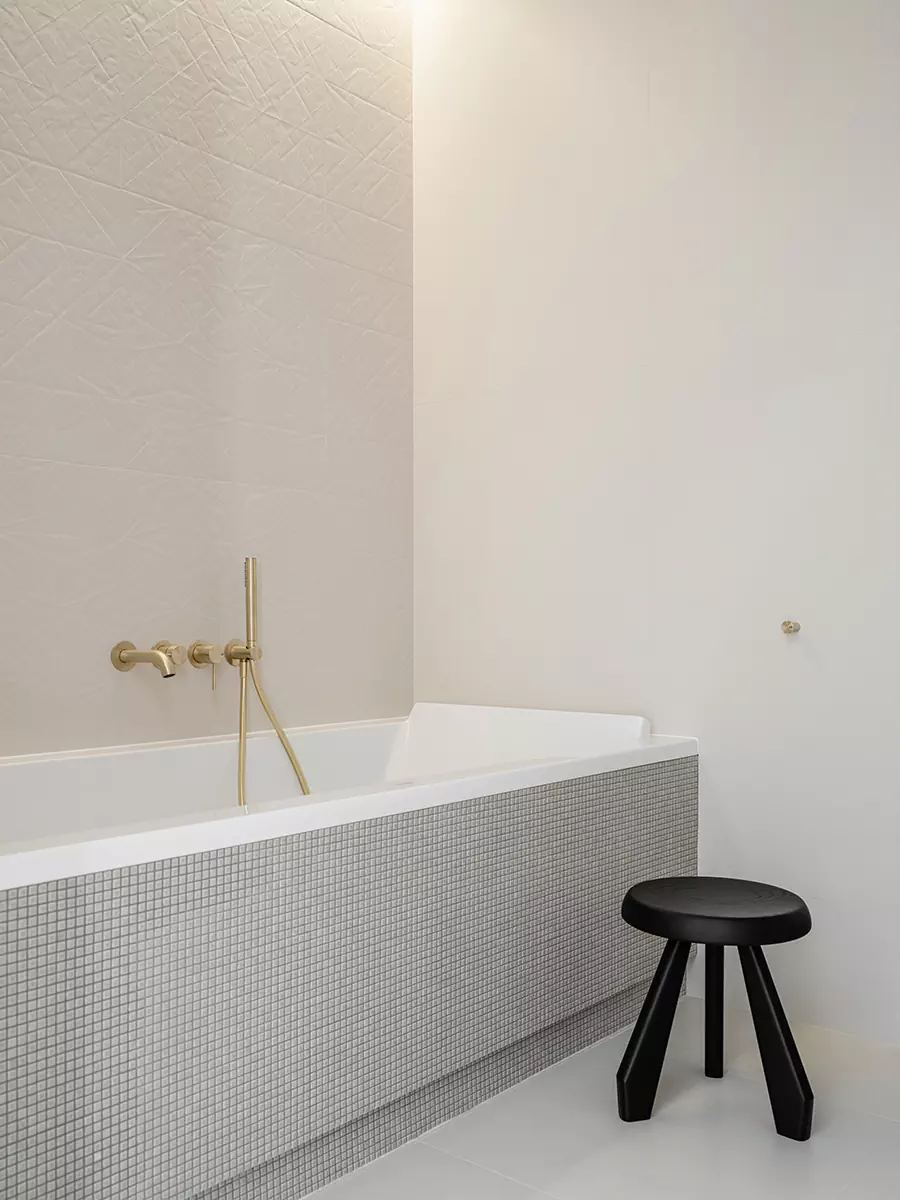 Архитектурный подход к проектированию интерьера квартиры для молодого человека — проект Инги Кордя