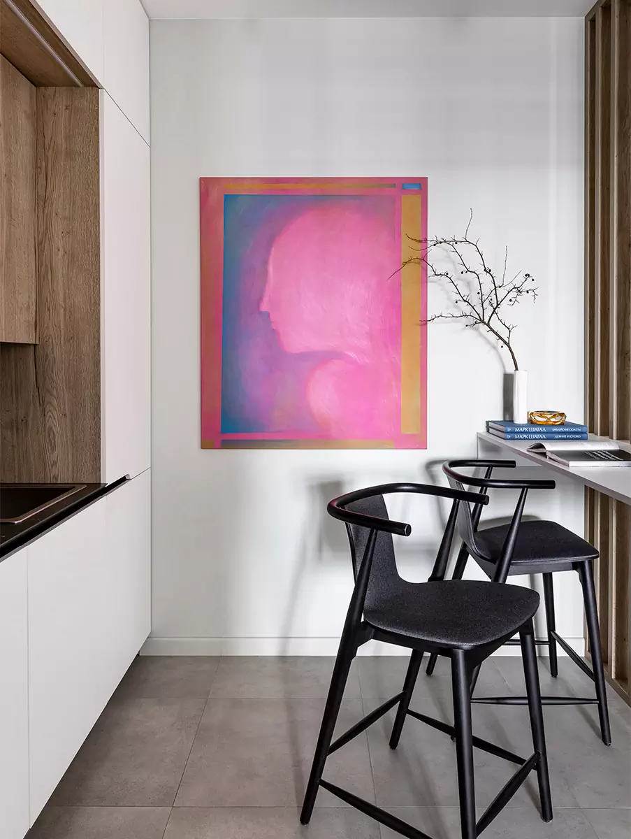 Воздушный и полный света интерьер квартиры с цветовыми акцентами — проект Анастасии Гончаровой