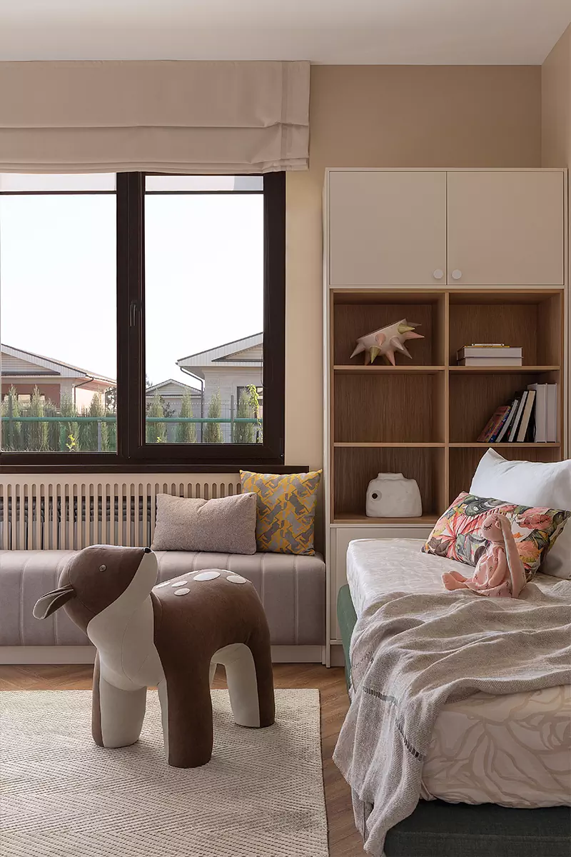 Ничего лишнего: сдержанный интерьер коттеджа для небольшой семьи — проект Оксаны Жердевой