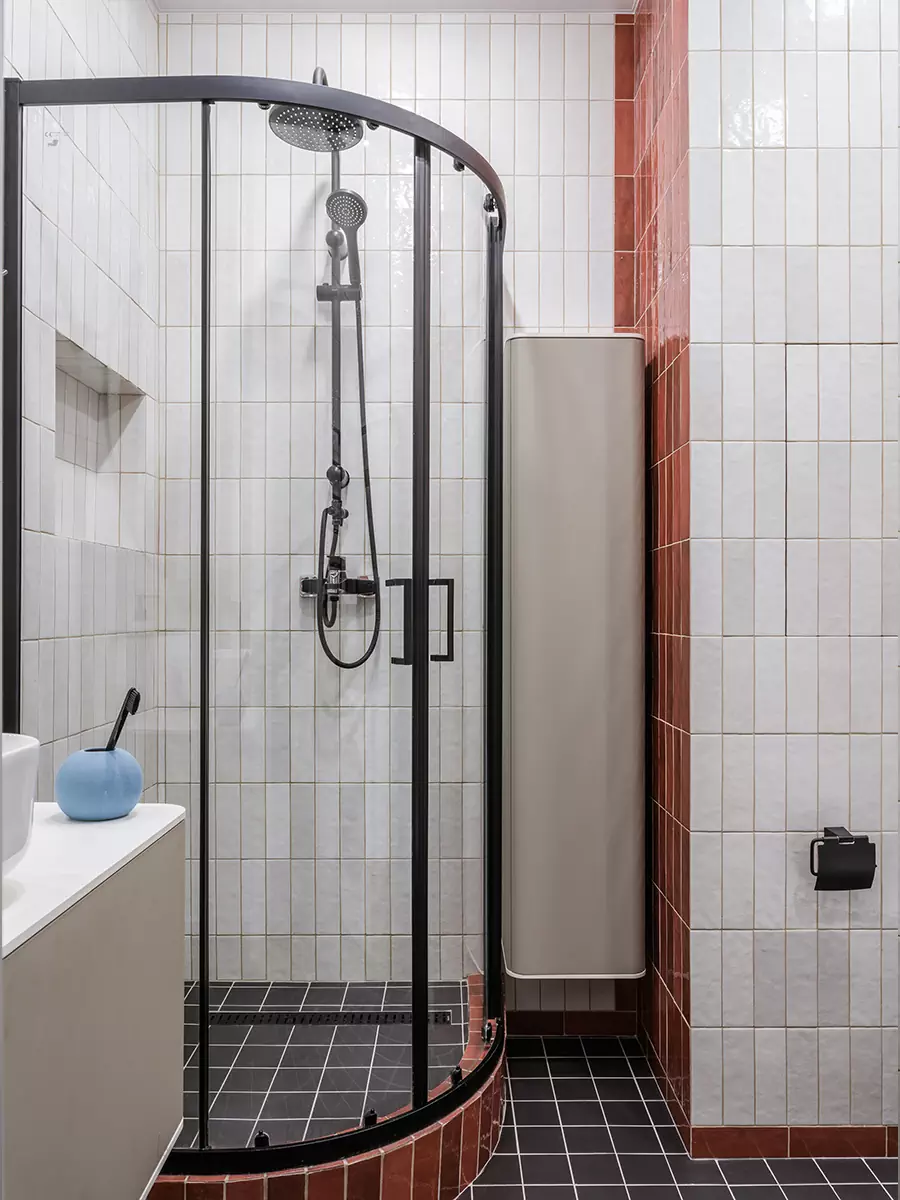 Красочный интерьер квартиры для сдачи в аренду в оживленном подмосковном районе — проект Екатерины Плаховой