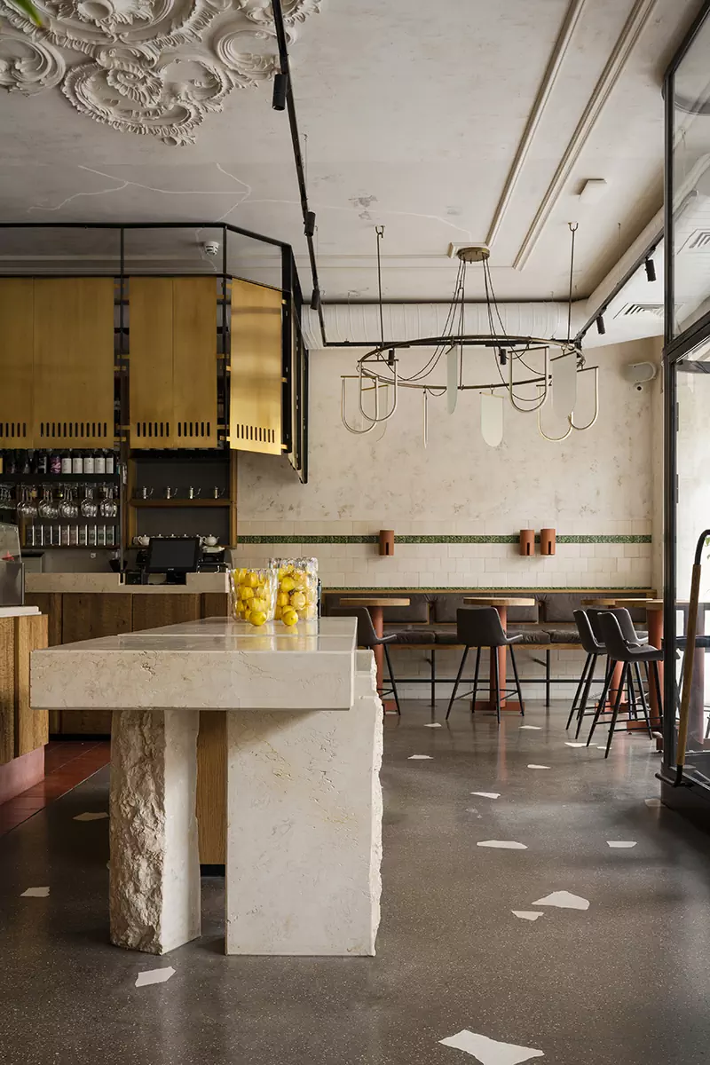 Интерьер петербургского ресторана, вдохновленный творениями Карло Скарпы — проект PAUM Design
