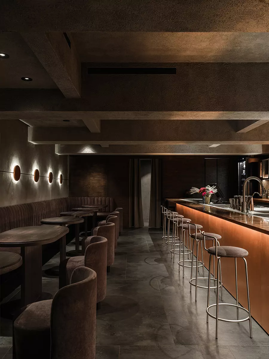Тактильные материалы в интерьере коктейльного бара с перуанскими корнями — проект бюро Static Aesthetic Architects