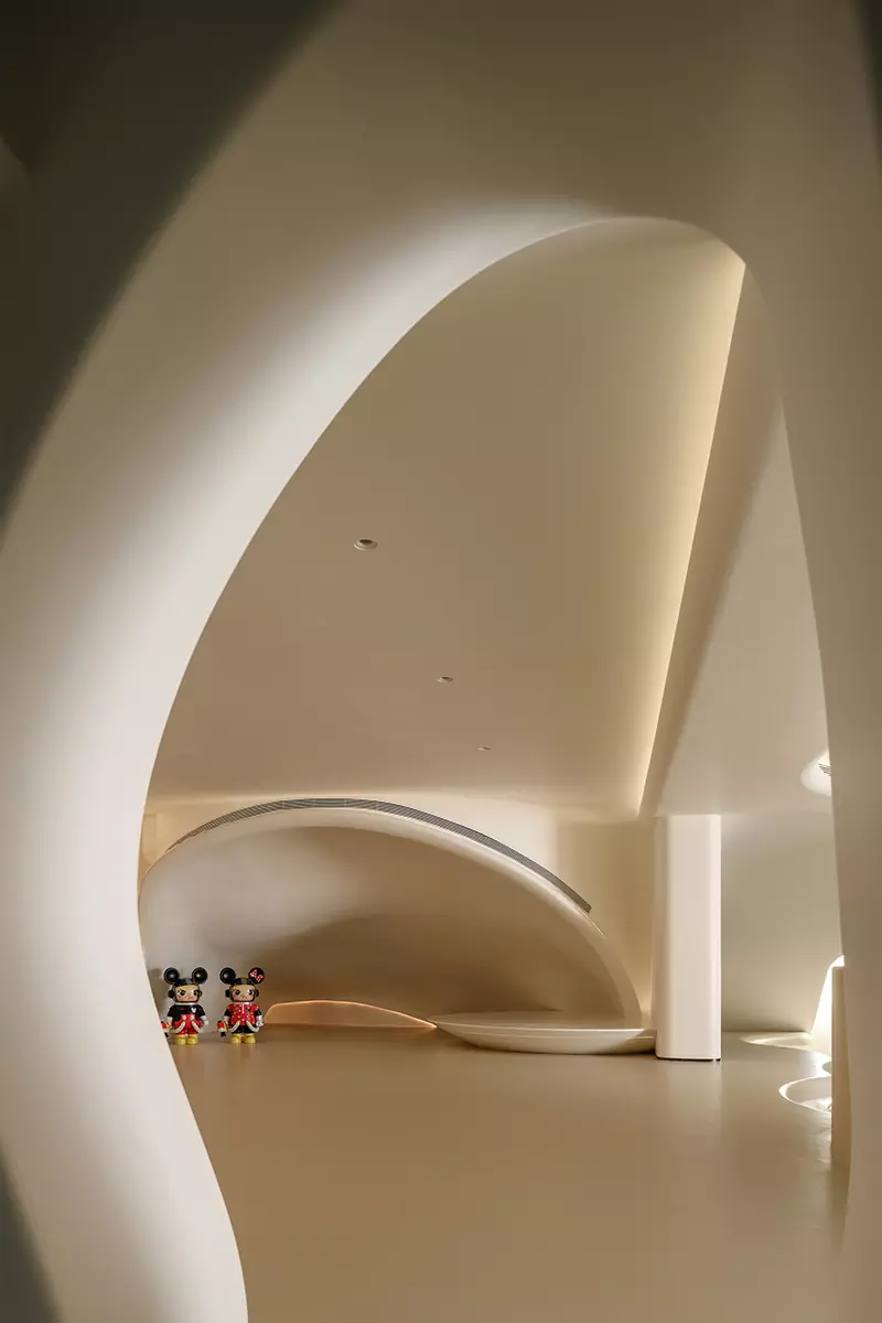 Гармоничный интерьер квартиры в Шанхае с комнатой для медитации — проект Noble Fit & Fun Connection