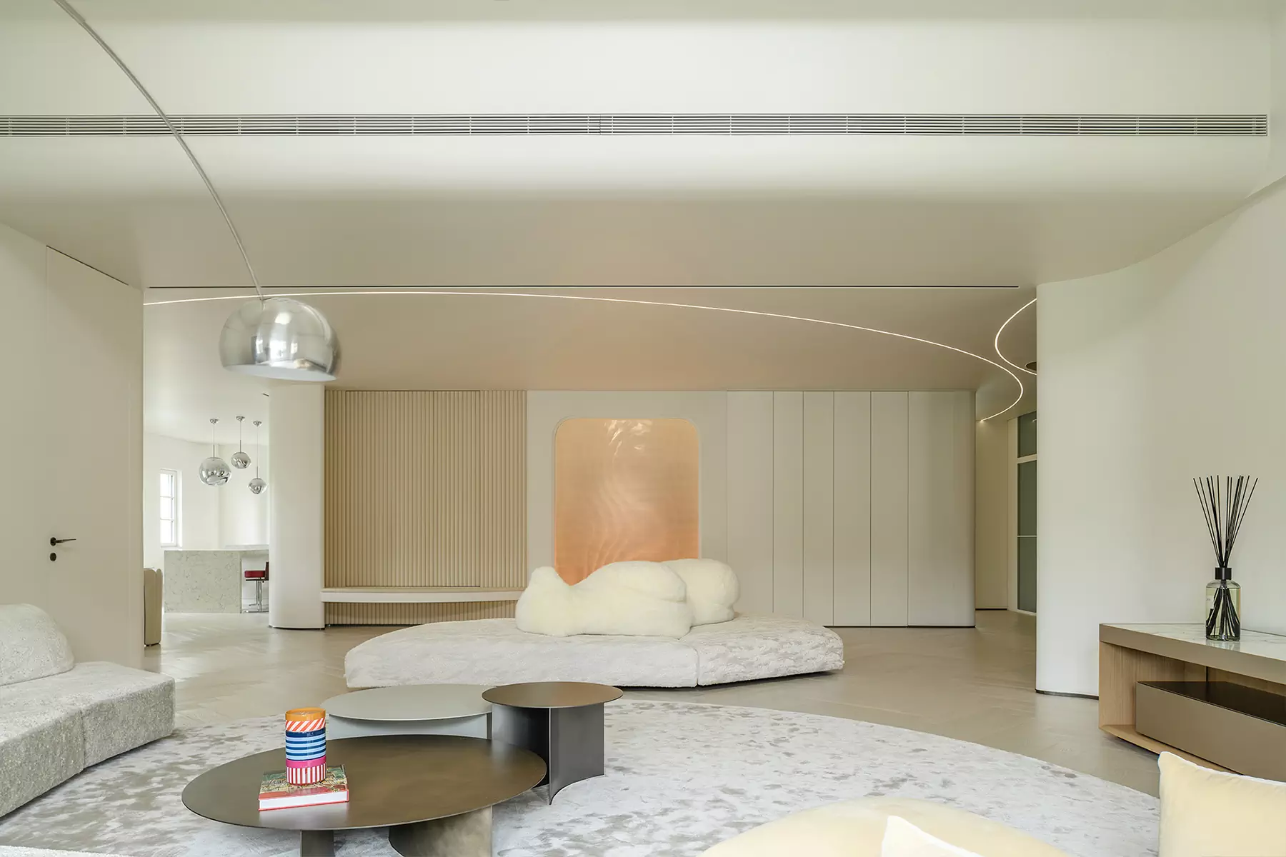 Гармоничный интерьер квартиры в Шанхае с комнатой для медитации — проект Noble Fit & Fun Connection