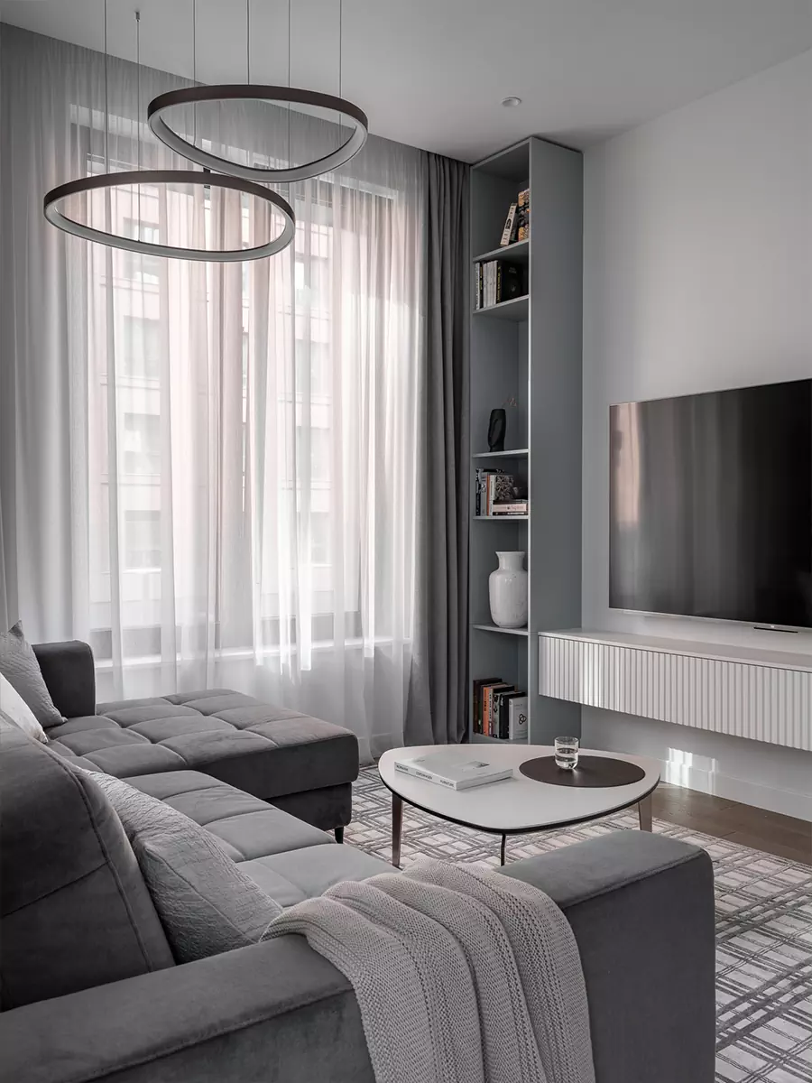Лаконичный интерьер квартиры с кастомной мебелью — проект студии Lagom Interior