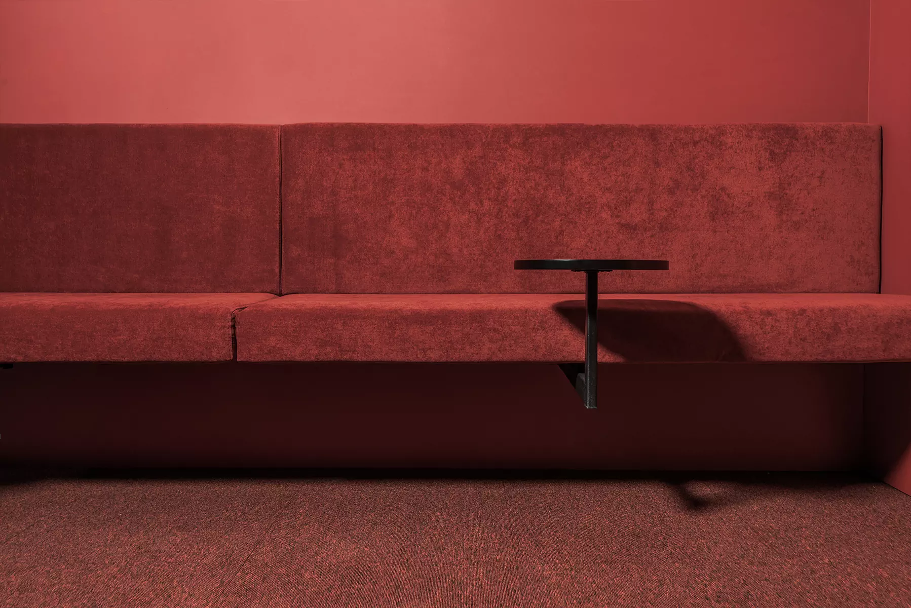 Четыре лестницы и комнаты со вторым светом в интерьере большой квартиры — проект Анастасии Ульяновой