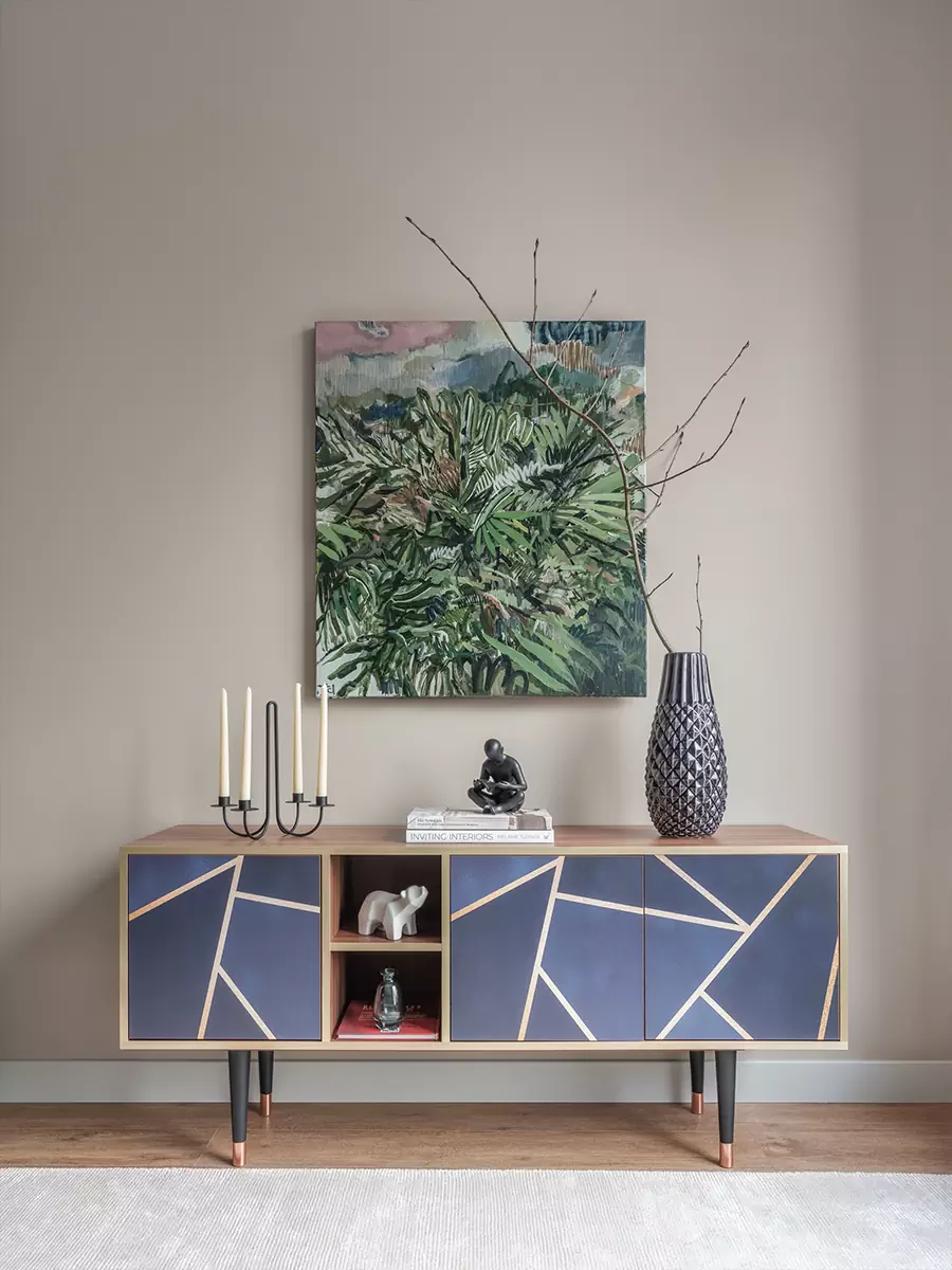 Кухня как сердце дома: акцентный гарнитур в интерьере небольшой квартиры — проект Али Башиловой