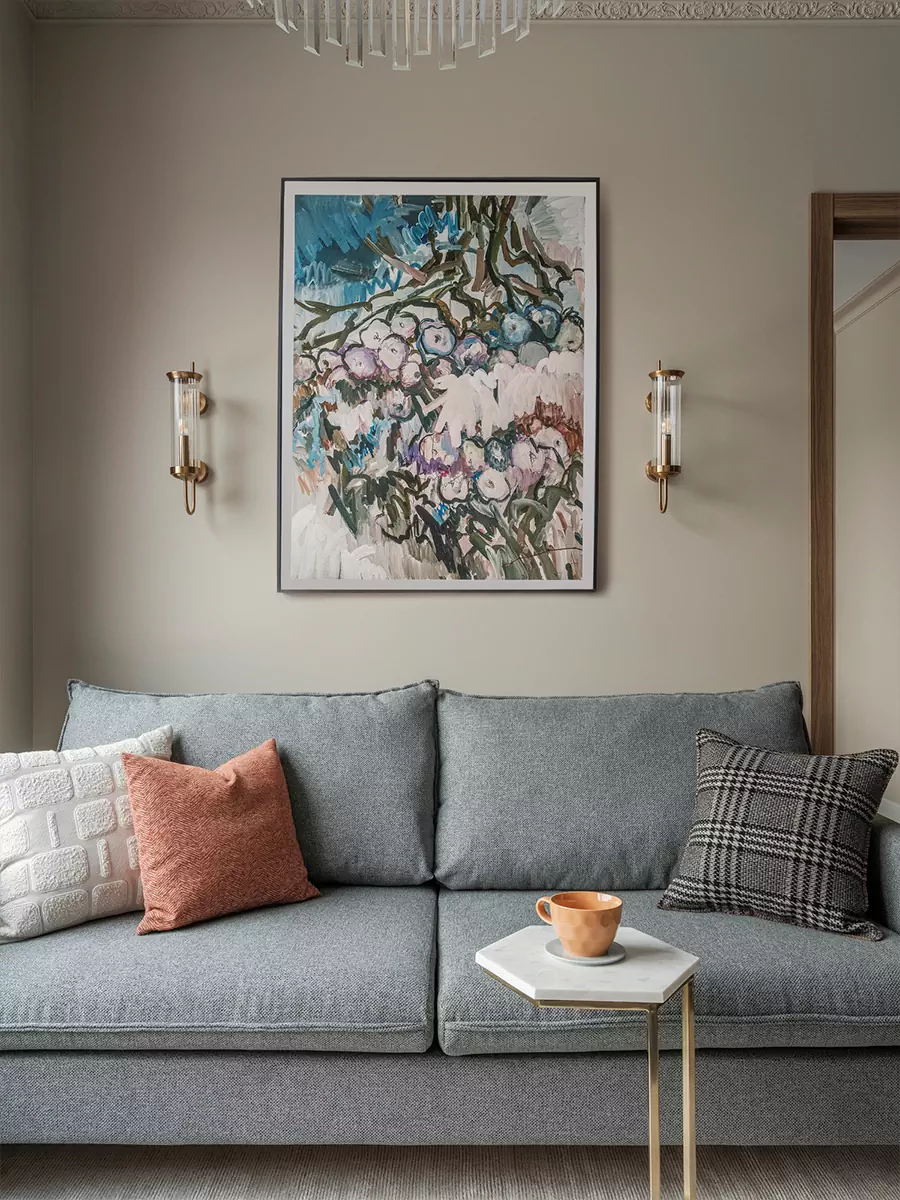 Кухня как сердце дома: акцентный гарнитур в интерьере небольшой квартиры — проект Али Башиловой