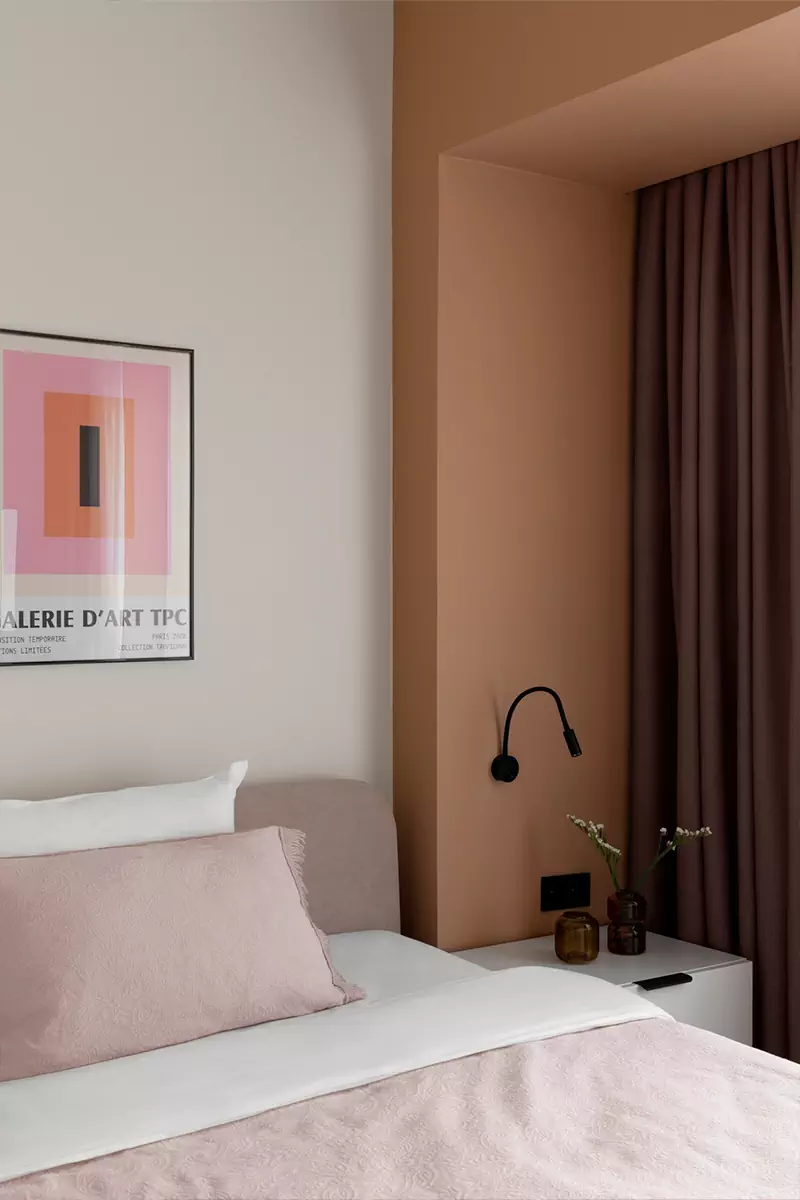 Умиротворенный интерьер квартиры в Алматы с функциональными перегородками — проект Яздурсун Хождабердыевой