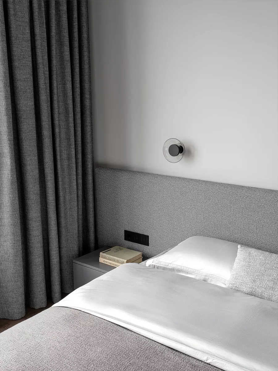 Визуальная чистота в интерьере квартиры на 23 этаже небоскреба с видом на Москву-реку — проект Натальи Федотовой