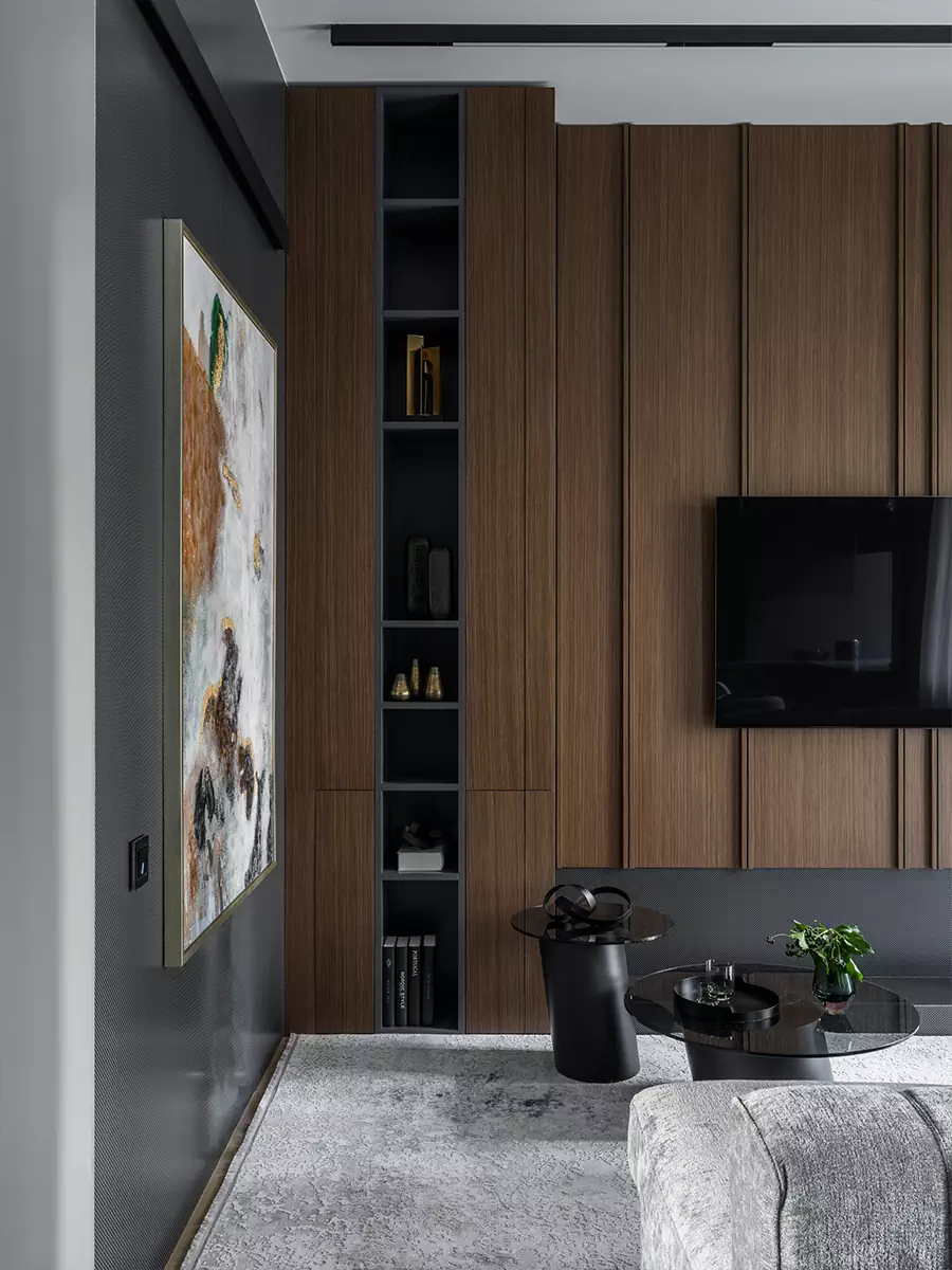 Холодная цветовая палитра и авторская мебель в интерьере с мужским характером — проект Марины Мирасовой