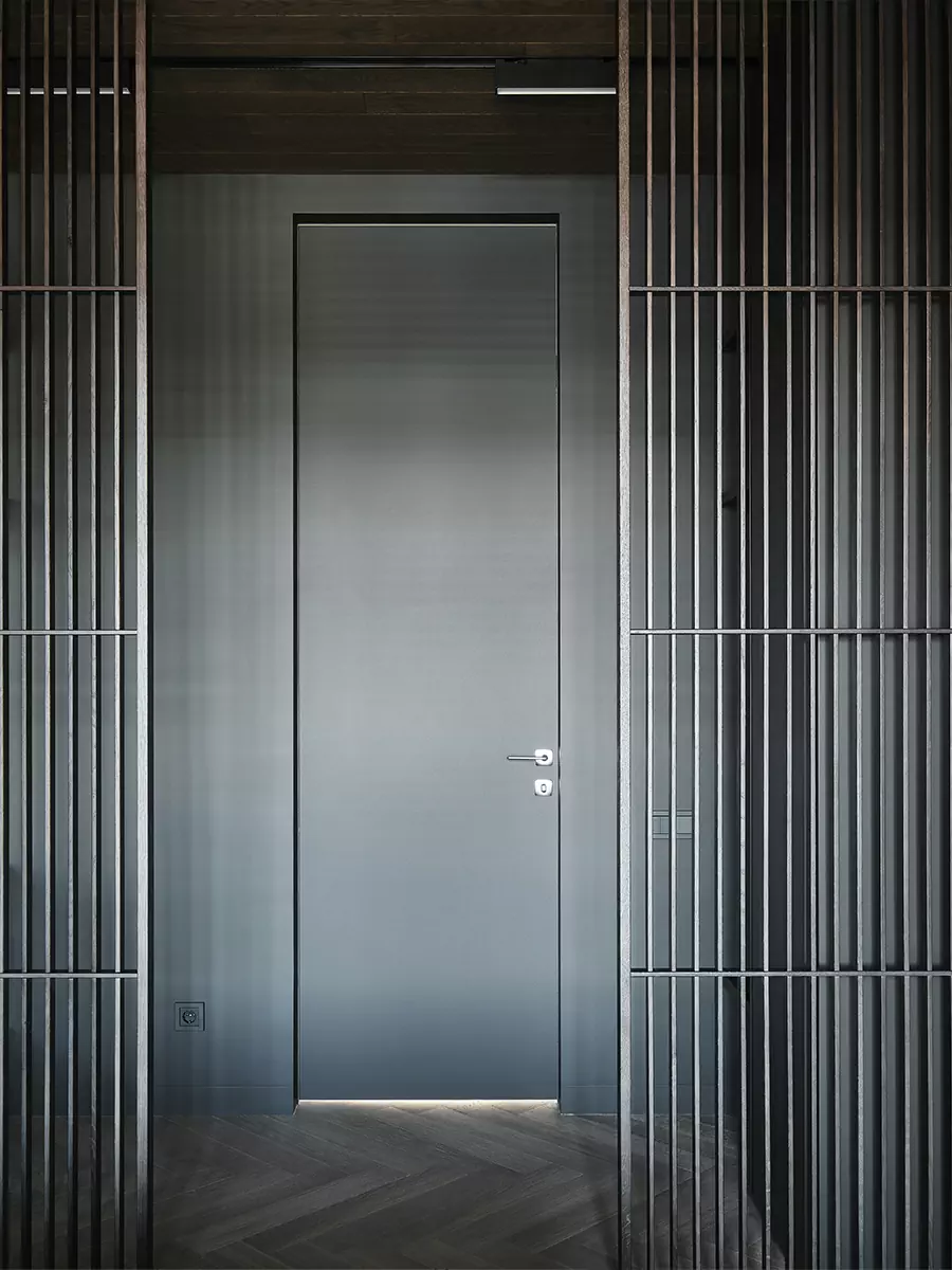 Необычный деревянный потолок и ритмичные рейки в медитативном интерьере квартиры — проект Валентины Агейкиной