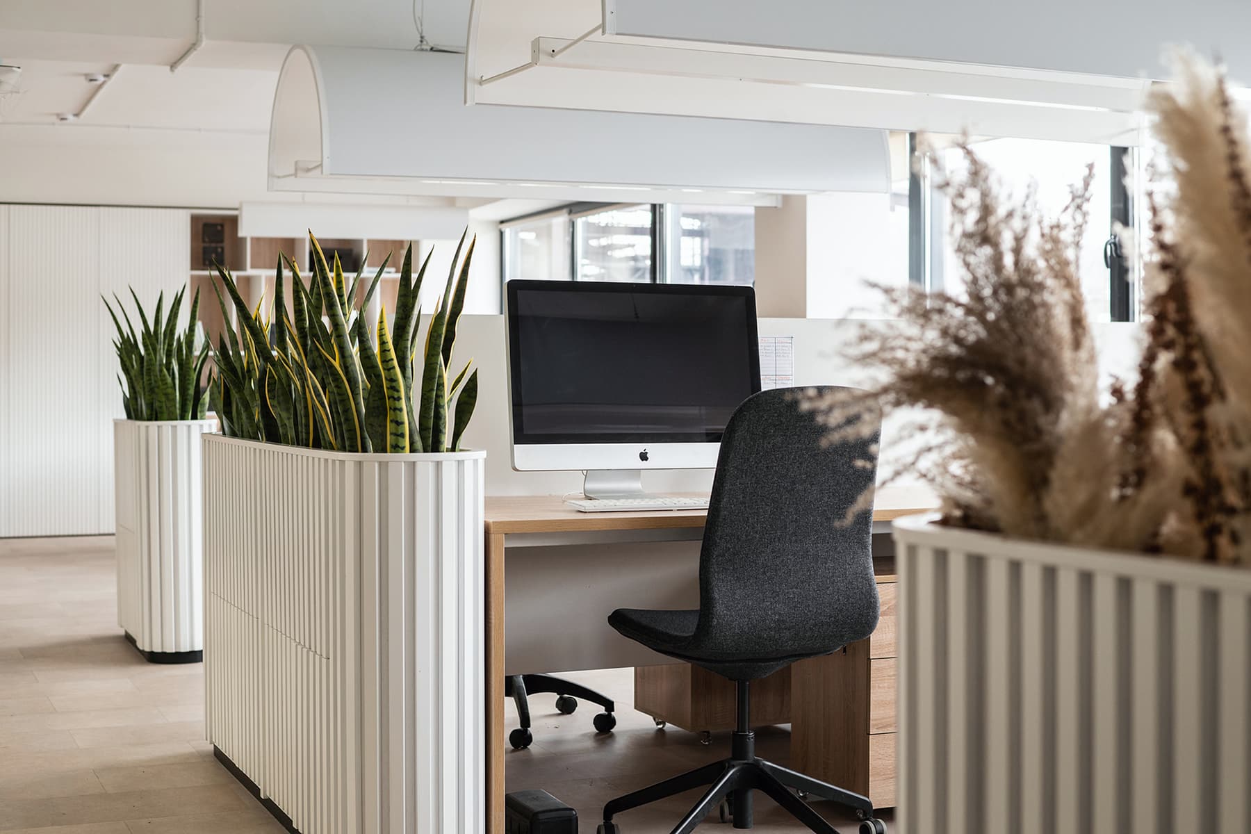 Натуральные материалы и природные мотивы в интерьере офисного центра в Волгограде — проект OBJCT