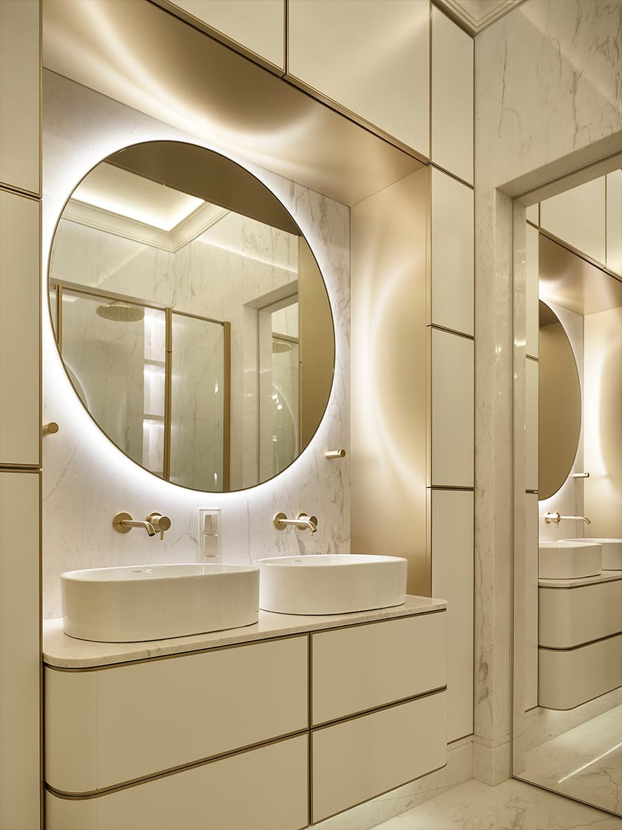 Контраст материалов и фактур в интерьере квартиры для деловой женщины — проект студии ANNADESIGN