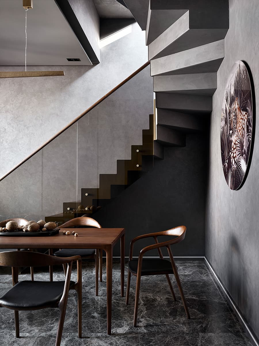 Контраст материалов и фактур в интерьере квартиры для деловой женщины — проект студии ANNADESIGN