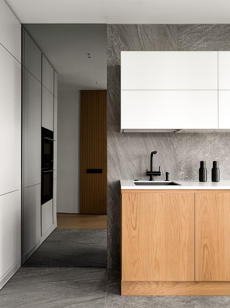 Гармоничный интерьер московской квартиры для семьи дизайнеров — проект студии ANGA PROJECT